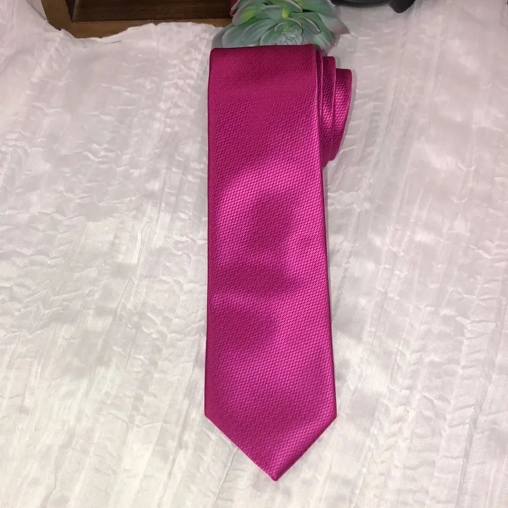 Nick Graham Stunning Fuchsia Pink Textured Polyester Tie
